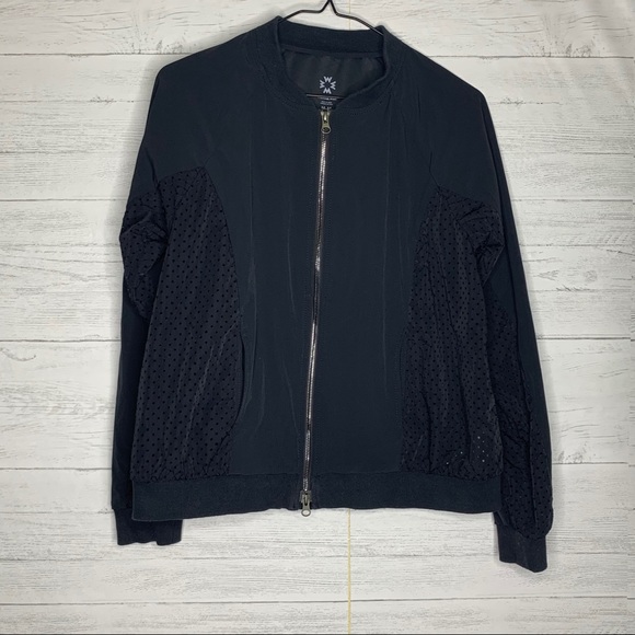 Uo without walls black perforated sport jacket/M - Picture 2 of 11